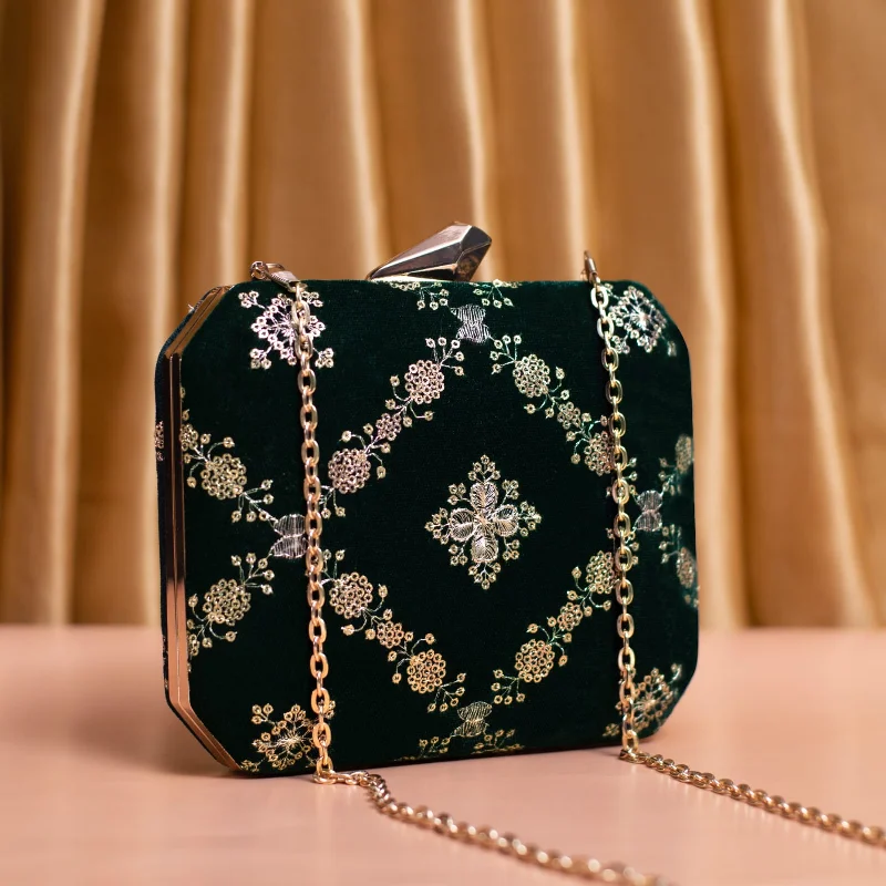 Women's Embroidered Silk Evening Bag in Navy for WeddingsGreen Sequins Embroidery Party Clutch