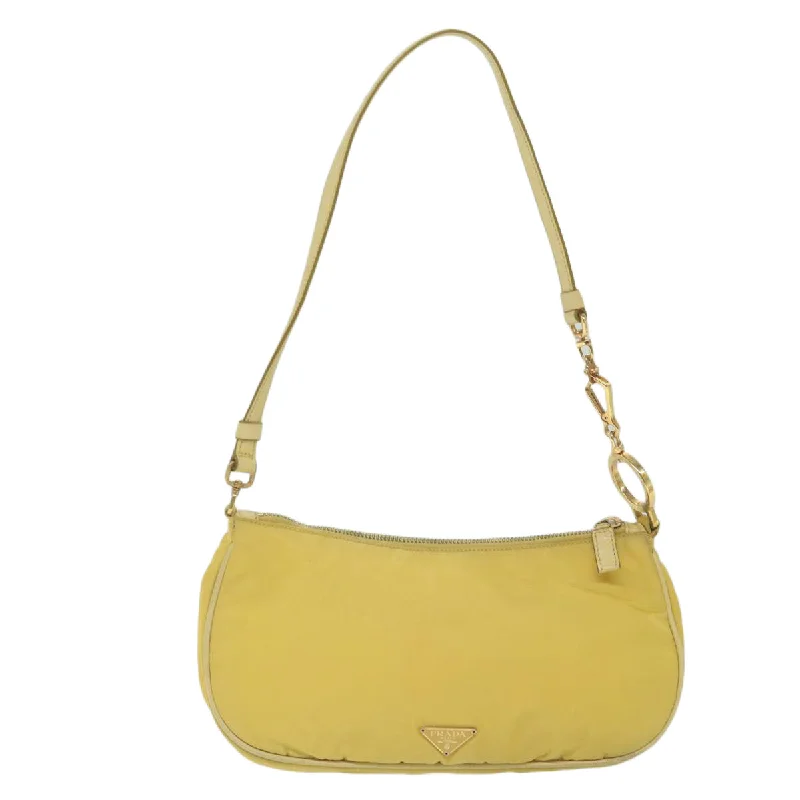 Quilted Shoulder Bag in Cream for a Classic and Elegant LookPrada Tessuto  Synthetic Shoulder Bag (Pre-Owned)