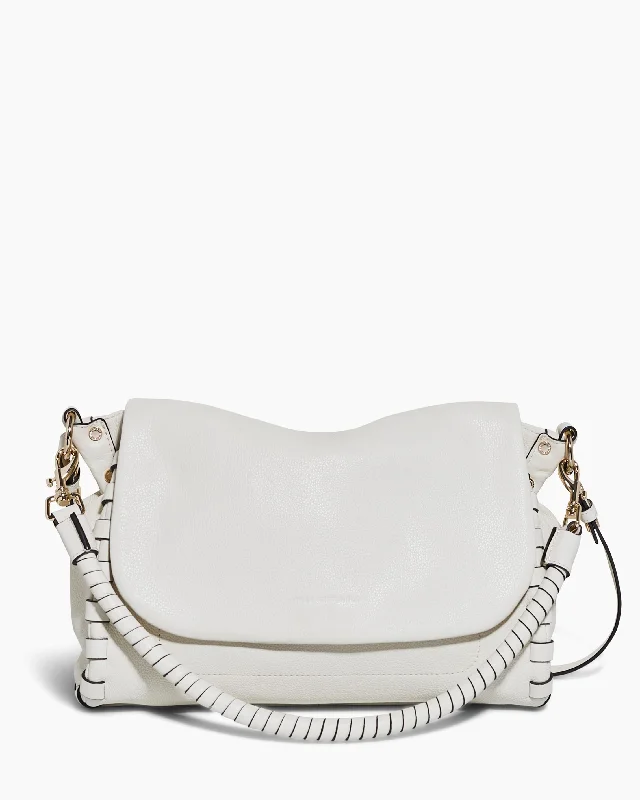 Shoulder Bag with Chain Strap in Silver for a Trendy AppearanceZen Convertible Shoulder