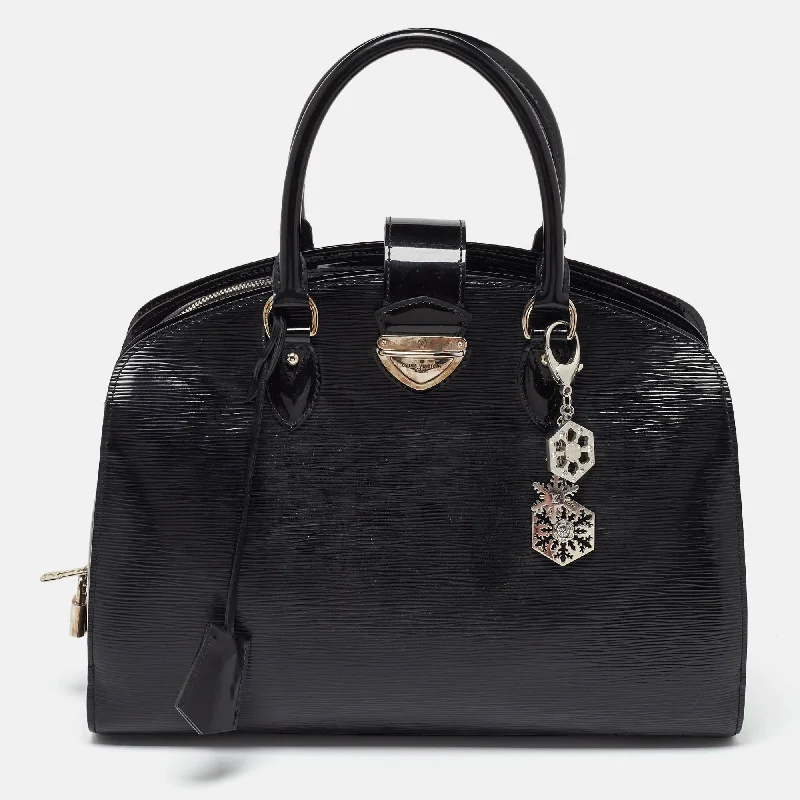 Chain - Strap Women's Satchels in Silver for a Glamorous Night - OutLouis Vuitton Black Epi Leather Pont Neuf Gm Bag